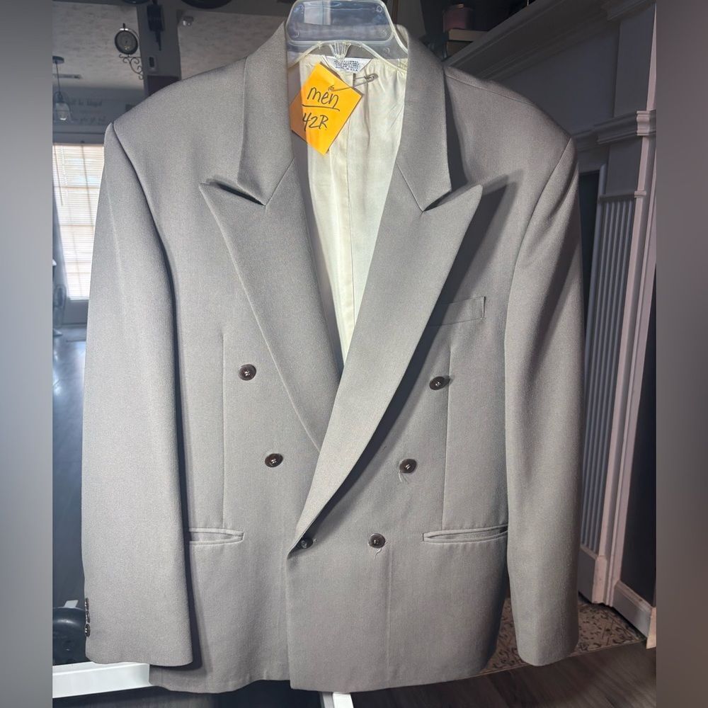 Men's Cellini Collection Double-Breasted Gray Blazer 42R EPC